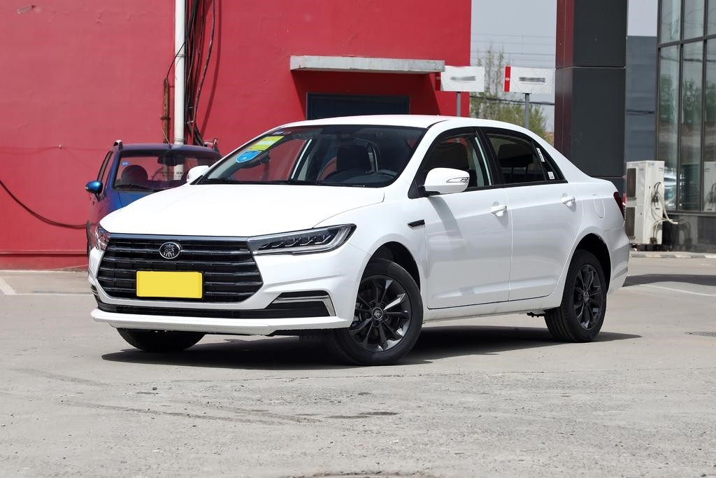 比亚迪秦最新款推荐,比亚迪秦体验