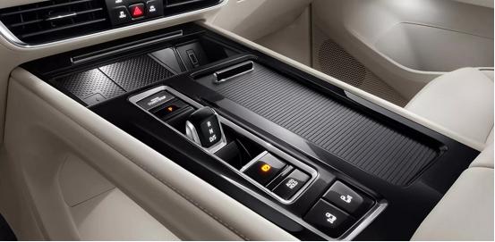 威然2022款380尊驰版乘坐感受,大众380tsi尊崇豪华版多少钱