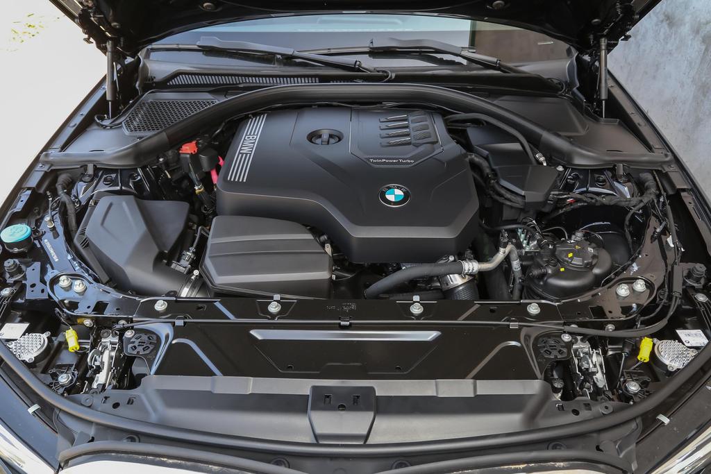 全新宝马3系0首付,零首付5年免息车型宝马3系