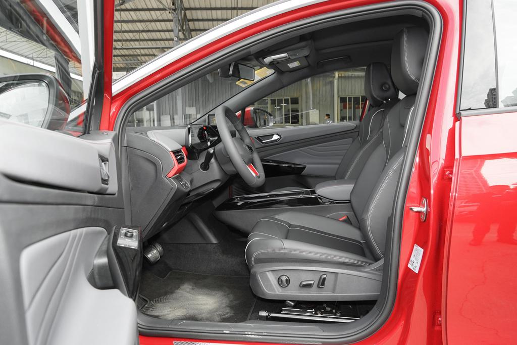 ID.4X限时优惠3.00万欢迎试乘试驾