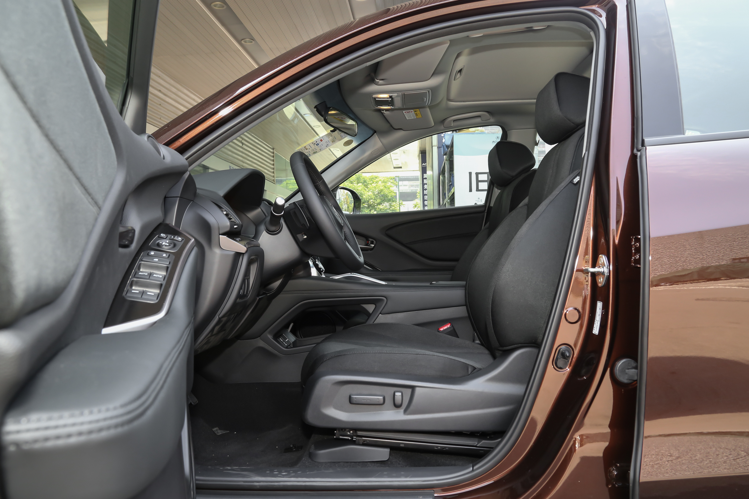 定位豪华的汽车品牌,定位高端车型推荐