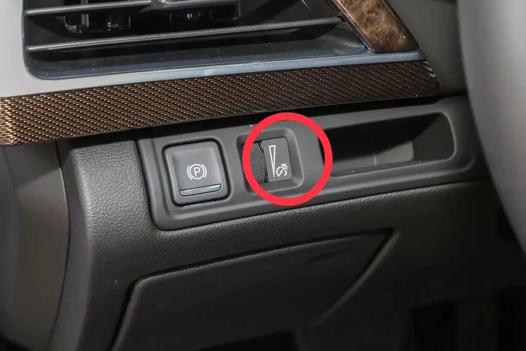 凯迪拉克ct6bose音响,凯迪拉克ct6流媒体后视镜