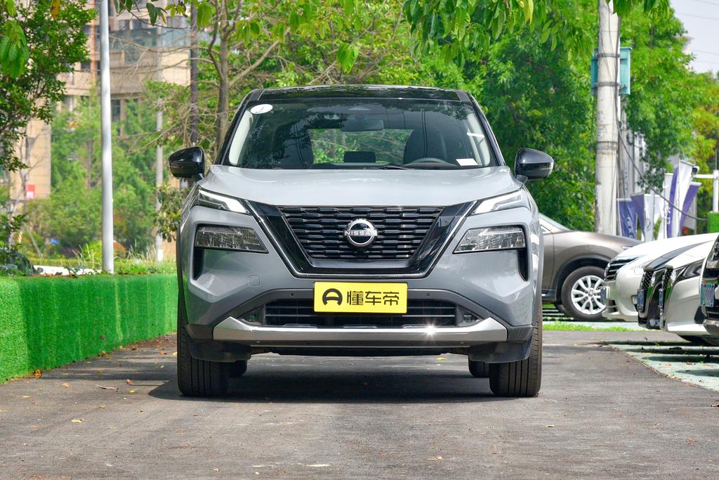 超混电驱奇骏全球最低价上市,奇骏19万级混动四驱顶配