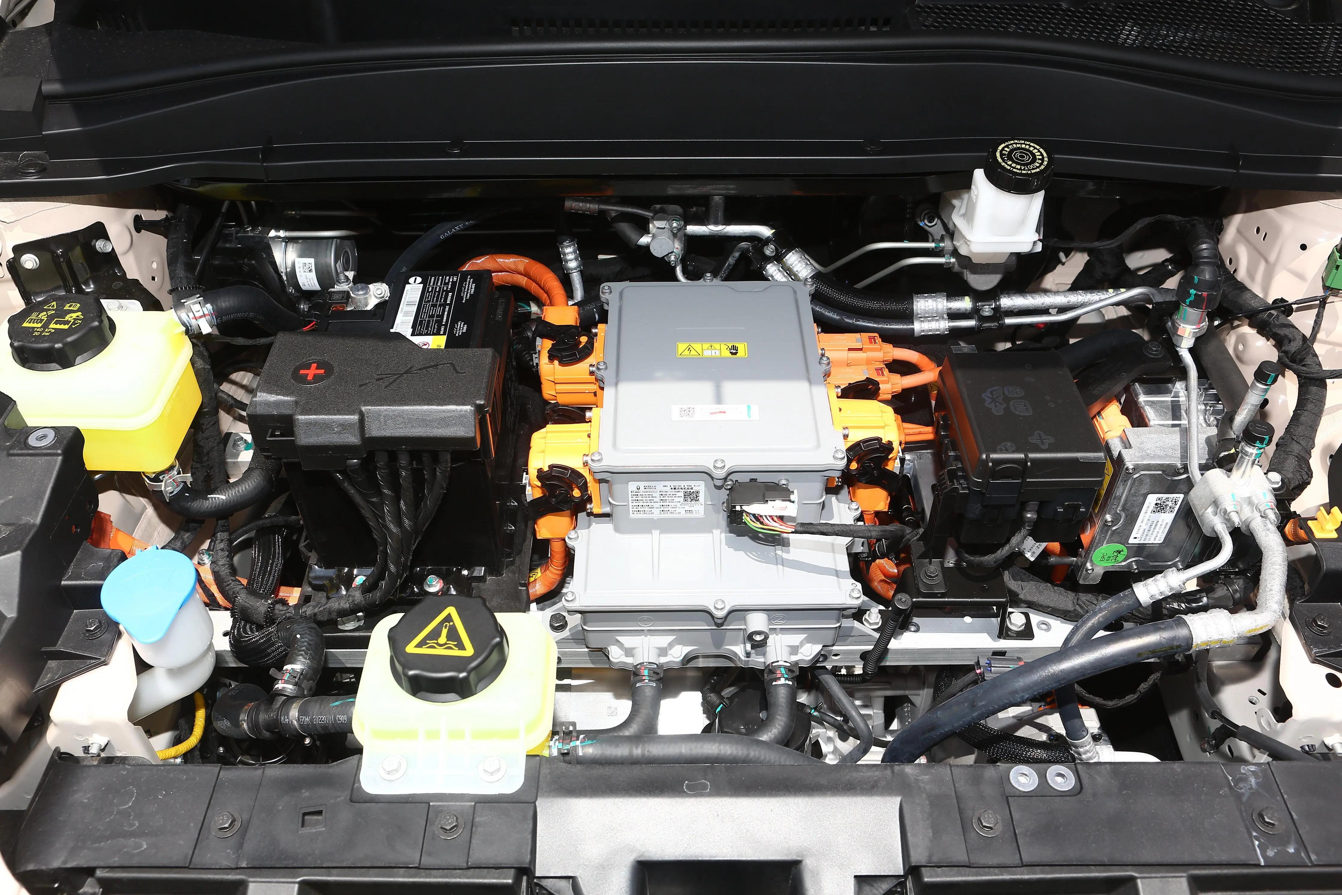 适合小姐姐日常代步高颜值车 (一款非常适合小姐姐的专属座驾)