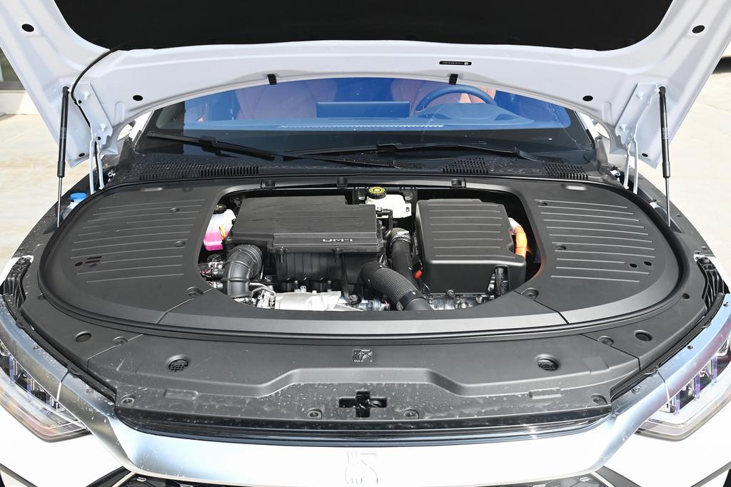 比亚迪汉dmi121和242版本的区别,21款汉dm尊贵版今年还值得入手吗