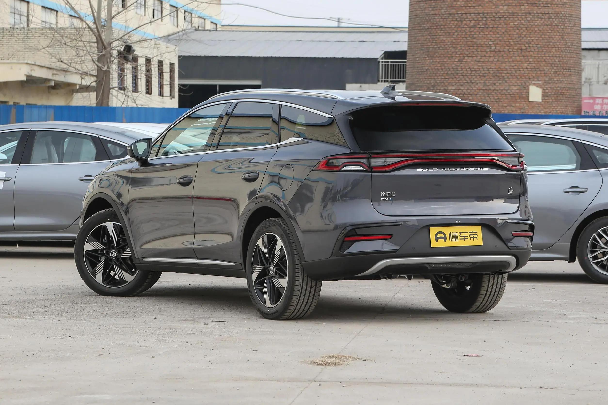 比亚迪唐dm-i冠军版中配底价,比亚迪唐DM-i冠军版售价