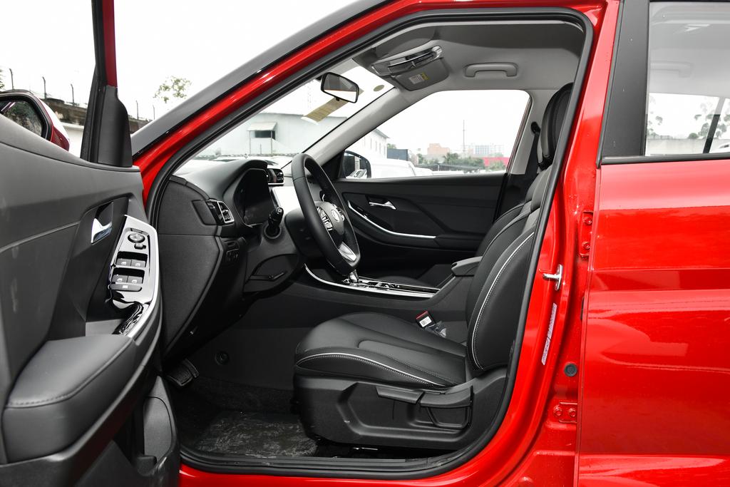 名图和ix25哪个值得购买,ix252020值得买吗