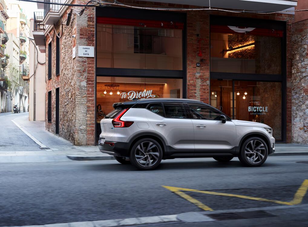 这几款物美价廉的suv值得一看,高颜值操控好买这几款suv错不了