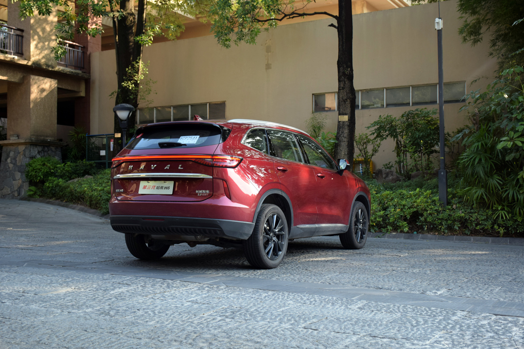 回顾哈弗h6蝉联销冠,新款哈弗h610万公里用车感受
