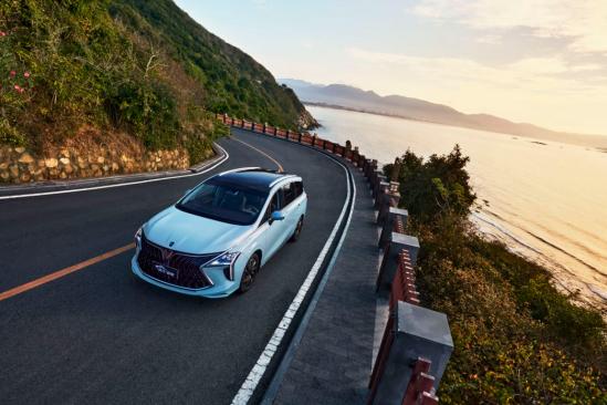 和风行游艇一起解锁出游幸福时光