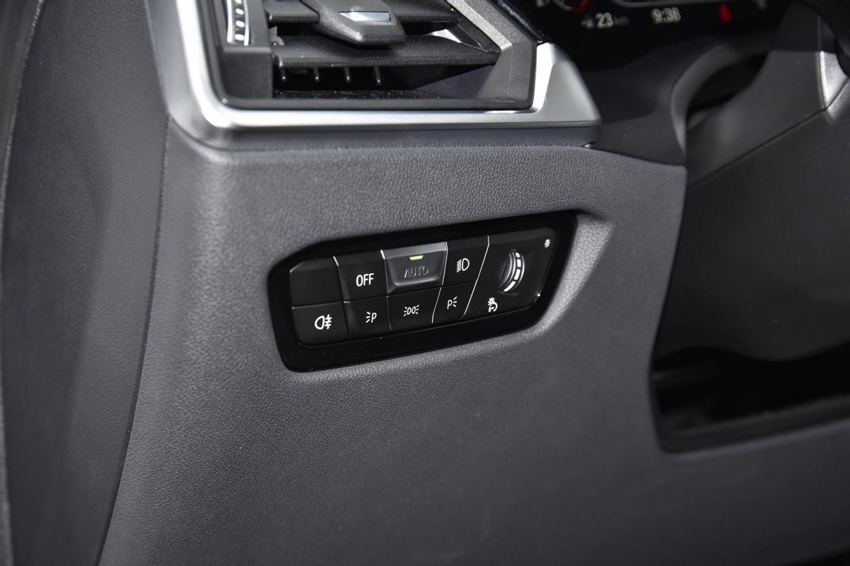 宝马320i18万公里值得购买吗,宝马320i运动套装报价