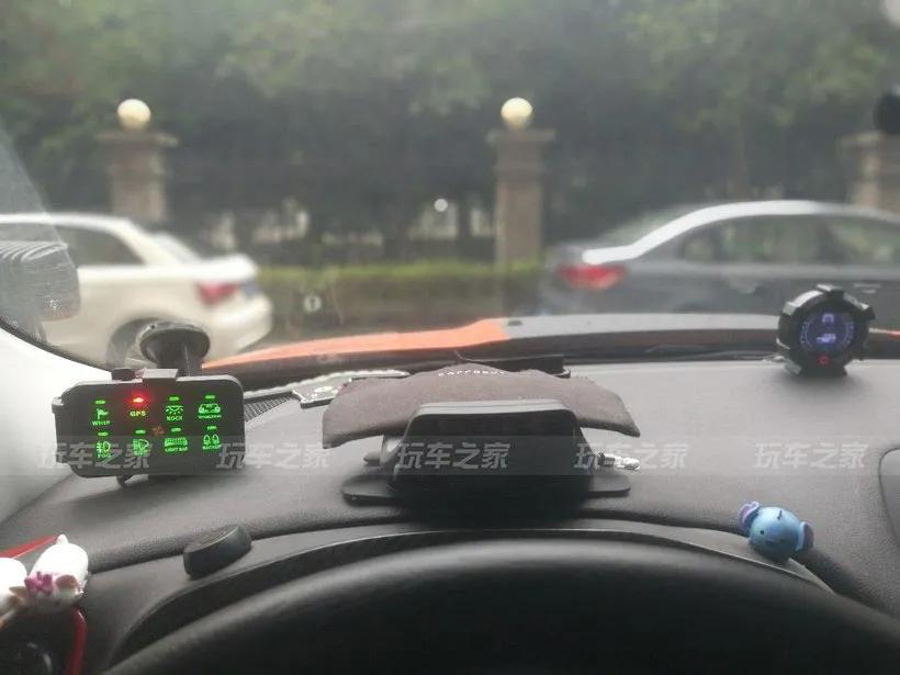 jeep自由侠改装升高,jeep自由侠两驱改装小背包