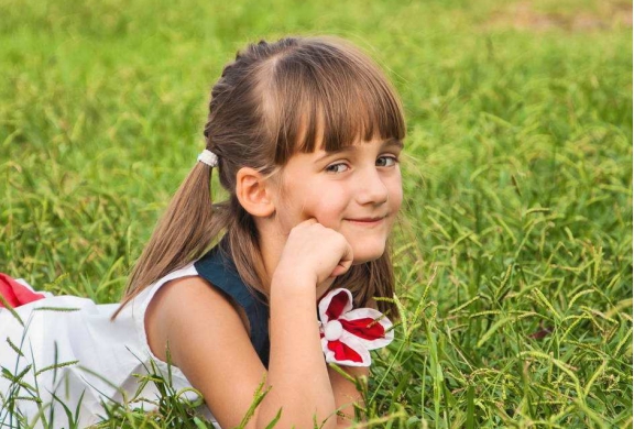 一岁多的小孩太调皮该怎么管教,两岁宝宝不听话可太顽皮怎么教育