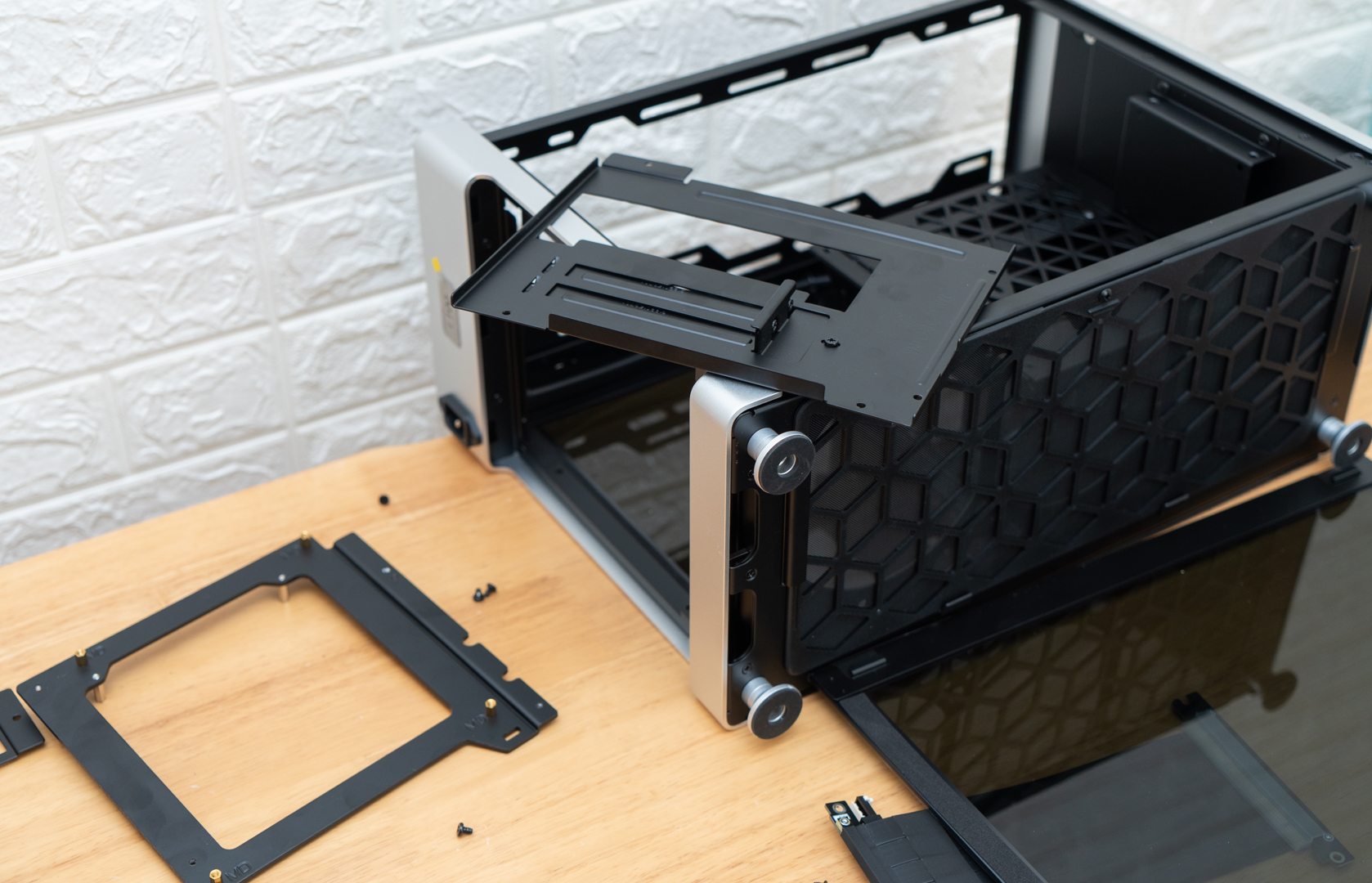 有没有显卡无所谓，游戏、剪辑全搞定，4月份电脑装机单分享