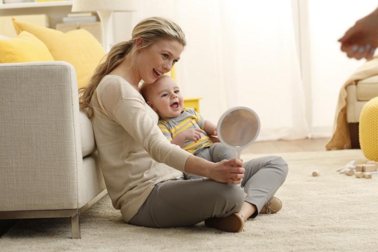 第一次发烧让妈妈手足无措,第一次发烧妈妈们别慌