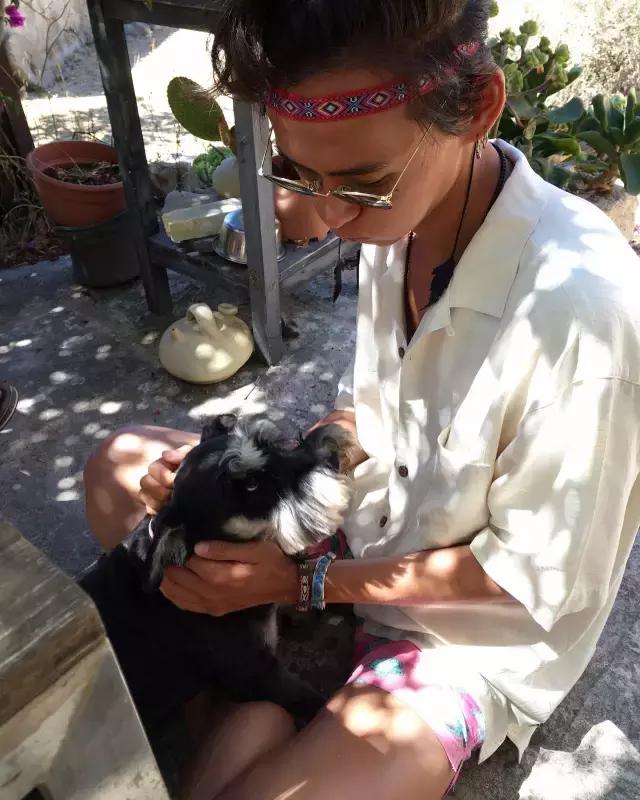 从200斤的胖子晋升到排名前八的世界超模！他是走出去的山西牛人