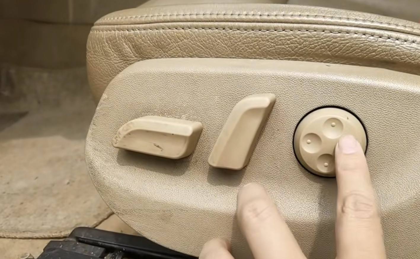 1万买奥迪a4,1万多全款买奥迪a4真的吗