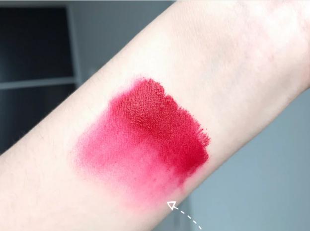 阿玛尼400和405有什么区别,阿玛尼唇釉400402405