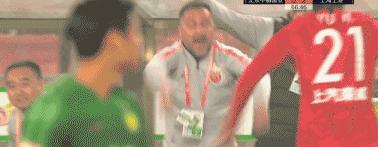 北京国安主场0:3不敌广州恒大,一场1-4大逆转让国安排名下跌