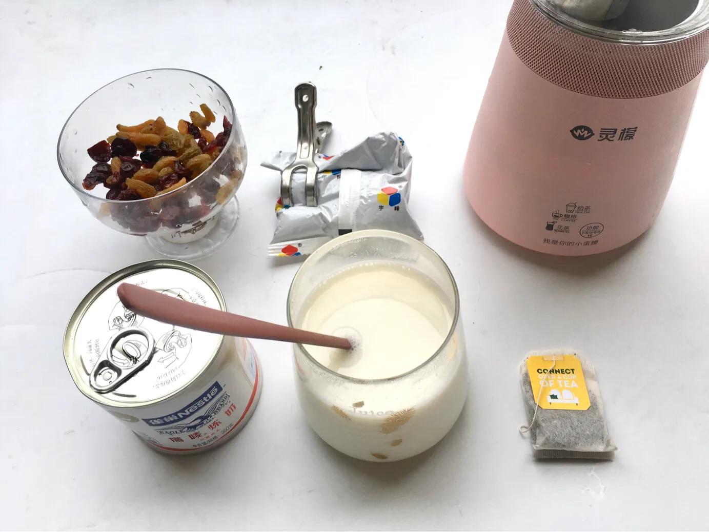 奶茶加什么添加剂变得更顺滑,奶茶里的香精怎么制作