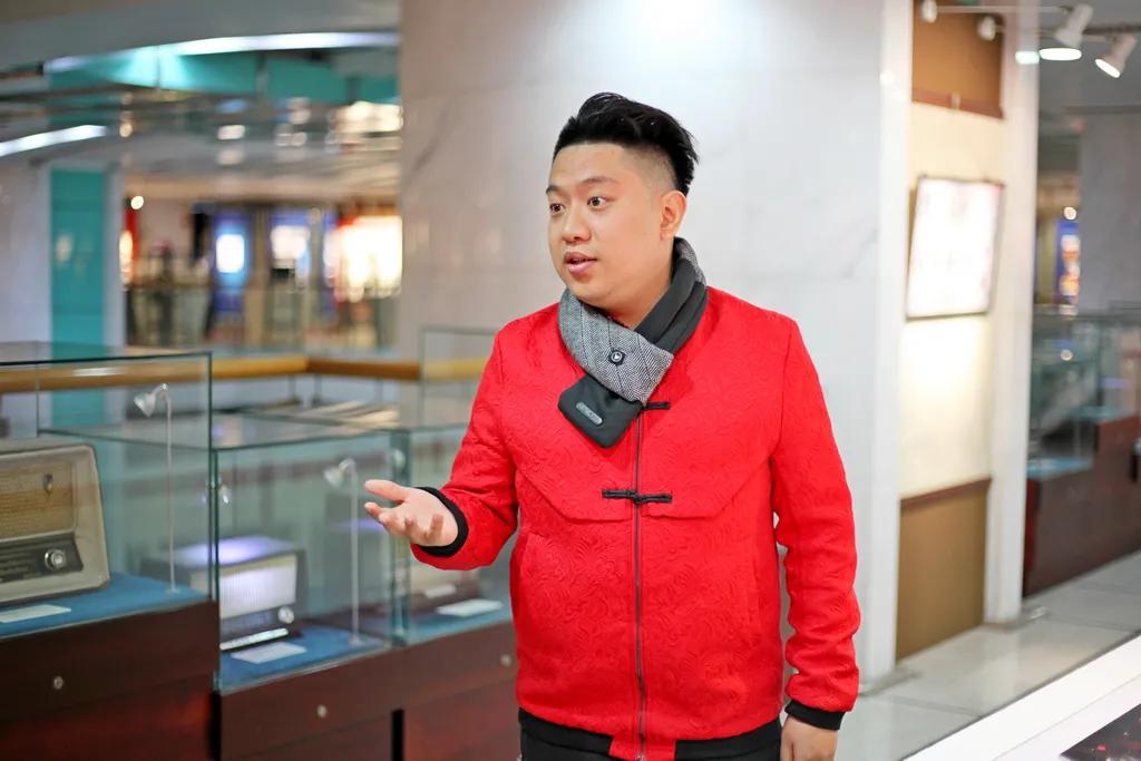 这群广州年轻人，为让下一代讲粤语，已日更了2000个睡前故事