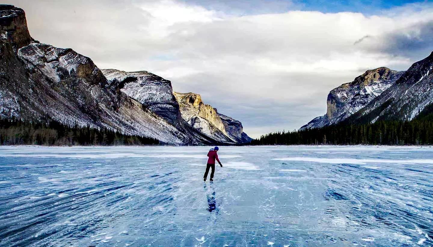 寒冬里的一抹温暖散文,这个冬天有你真温暖散文