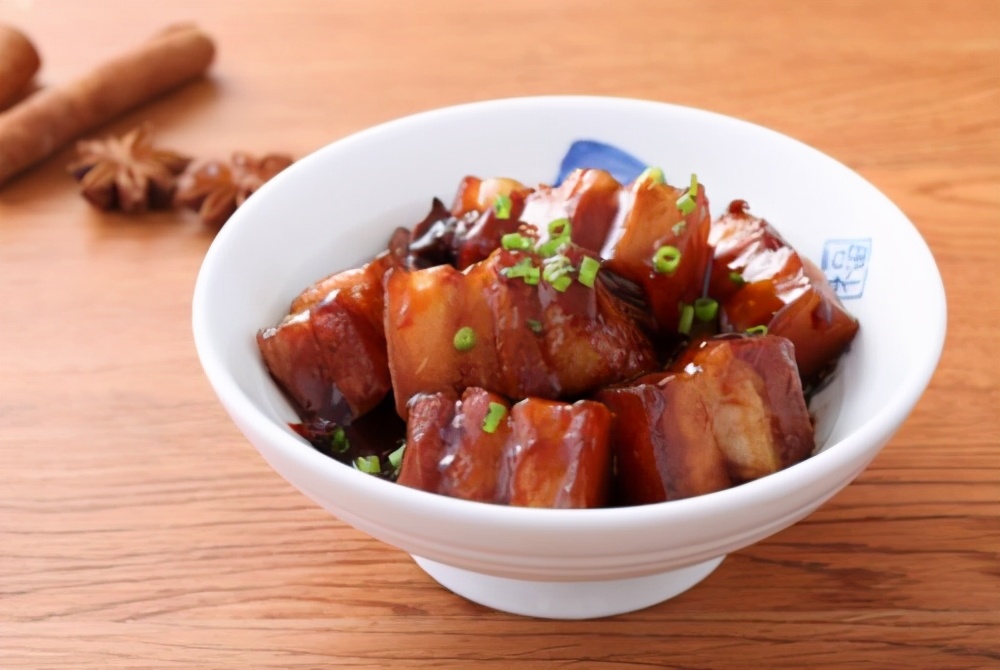 大厨教你做红烧肉的正确做法,教你个红烧肉最简单做法软烂入味