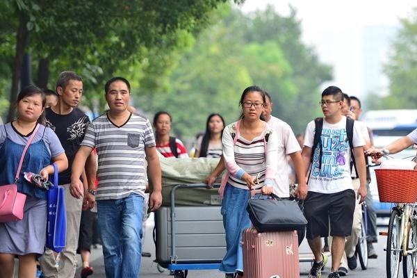 中考定向招生和统招有什么区别,中考统招和定向的区别在哪