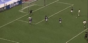 荷兰队和巴西对攻,94年世界杯荷兰比赛