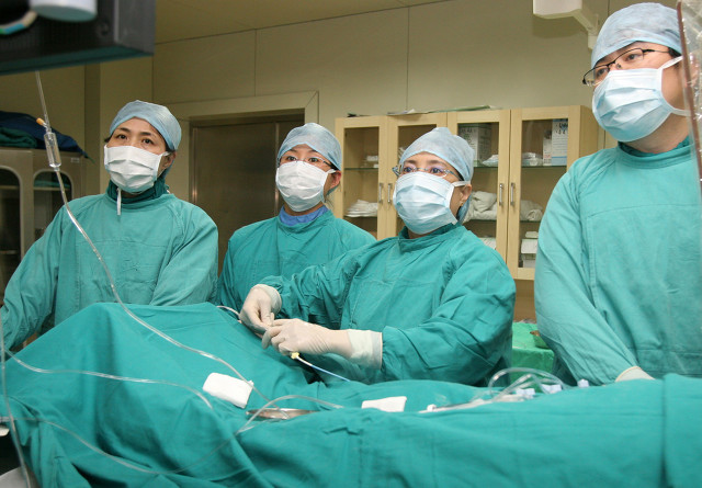 心脏支架为什么容易再次堵塞,心血管堵塞支架手术要拆吗