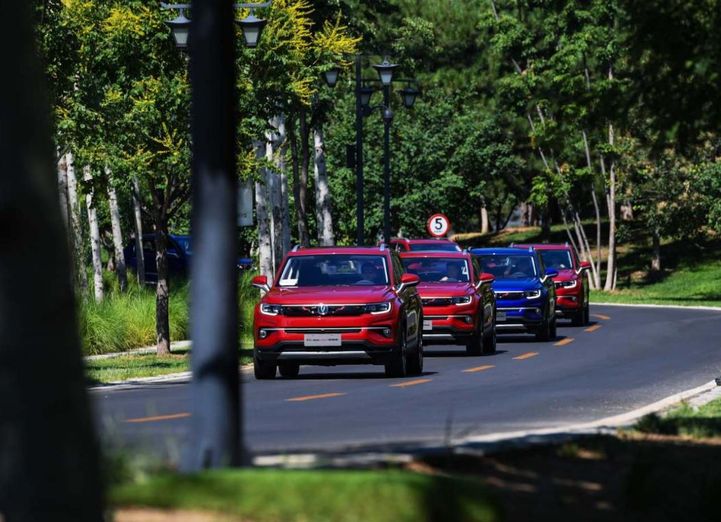 长安cs35plus1.6自动,长安cs35plus蓝鲸版1.6t测评