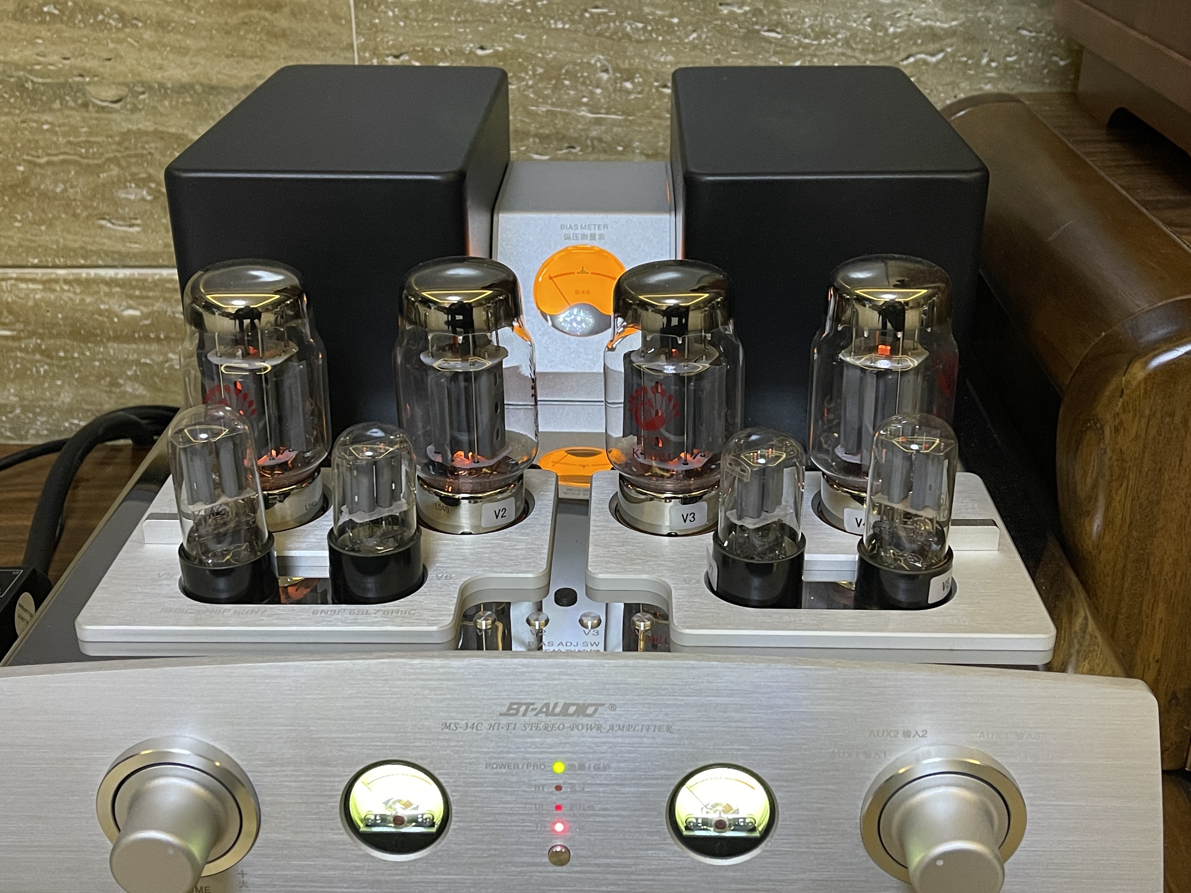 伯克瑞音响是进口还是国产,买音响买国产还是进口好