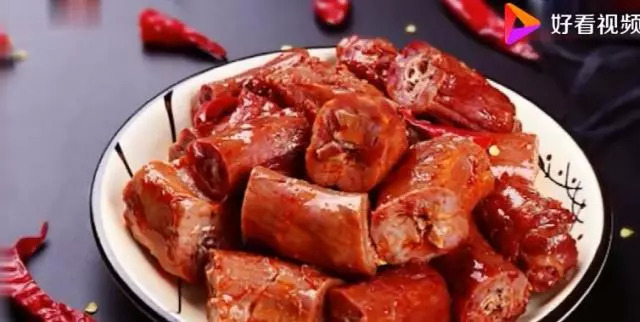 鸭脖加盟还是直营绝味周黑鸭,周黑鸭特许加盟模式