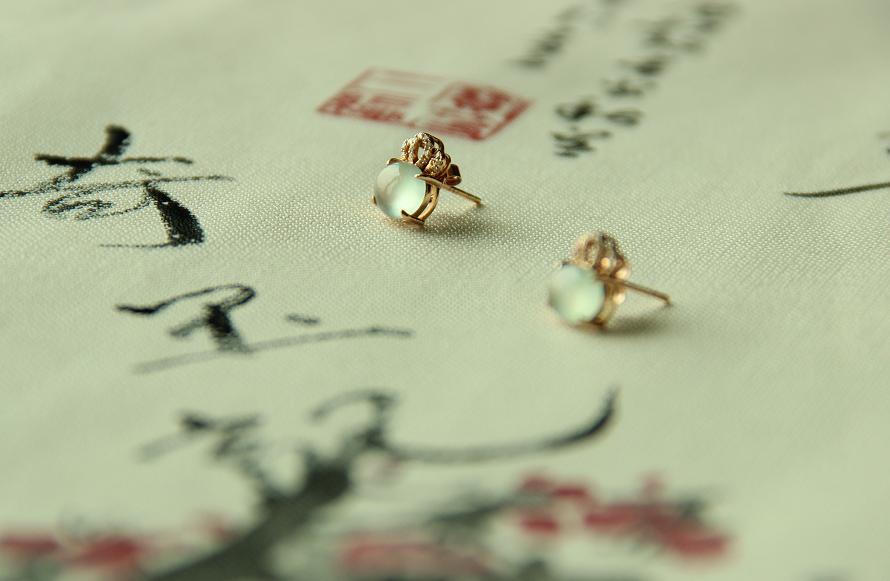 真正的翡翠老玉,老翡翠是什么