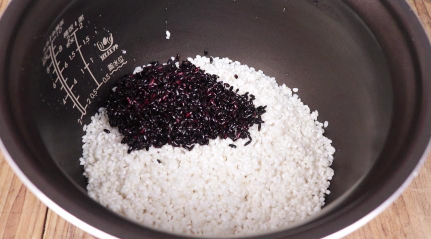 糯米饭卷的糯米如何蒸,糯米蒸肉丸一口一个