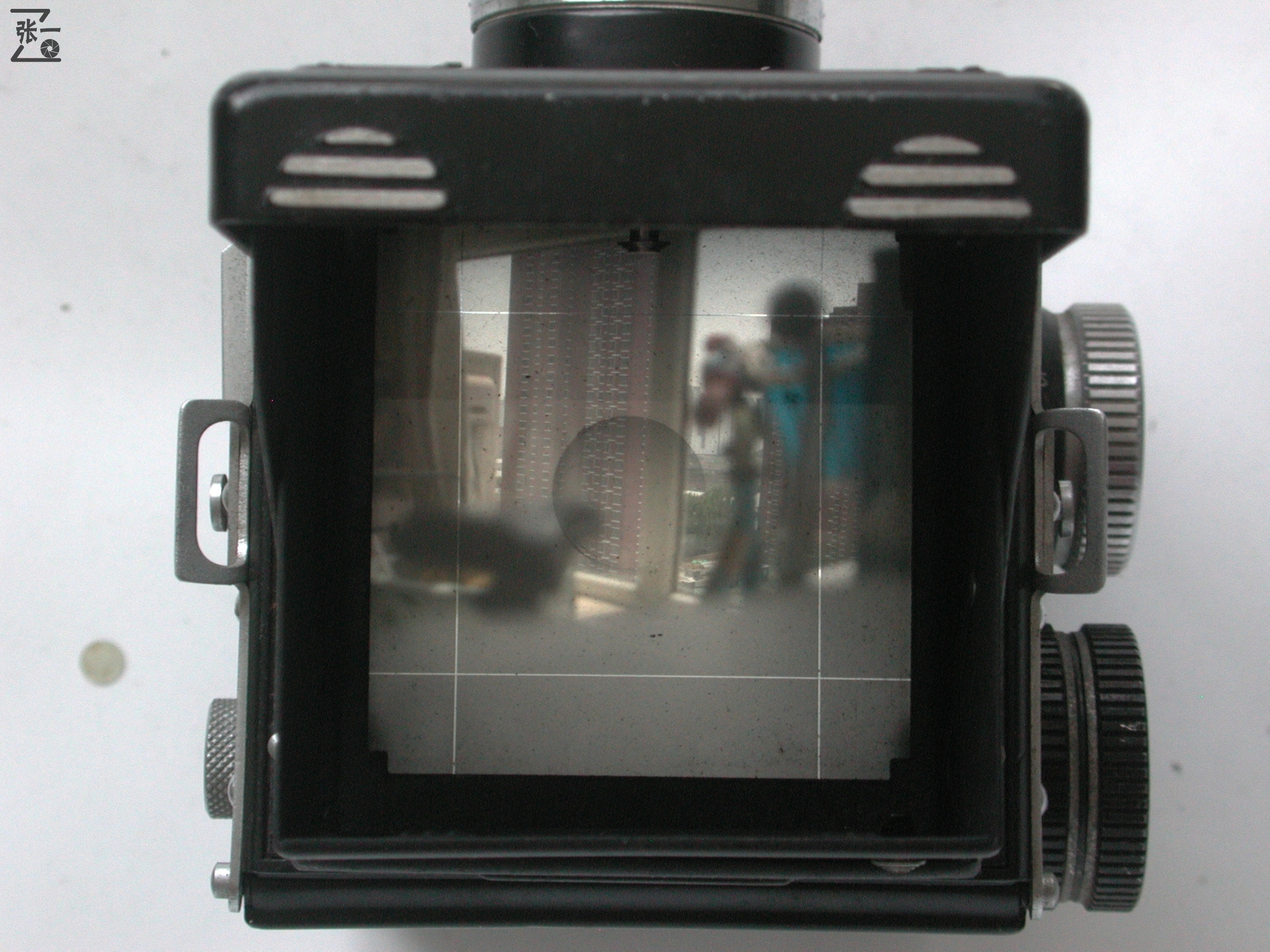 右手调焦的双反照相机：WalzflexIIIA！日本制造