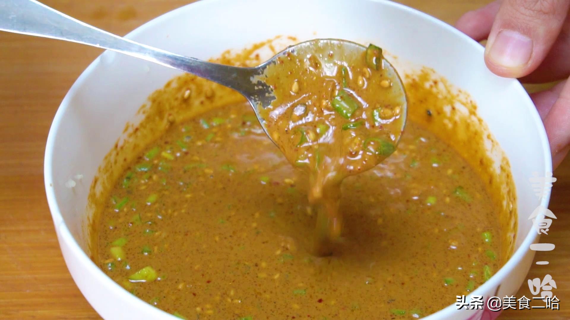 吃很多加辣加糖的麻辣拌,麻辣拌不辣怎么加辣