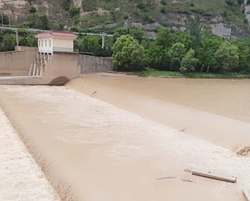 甘谷金山农民作家张志刚,甘谷徒步张志刚