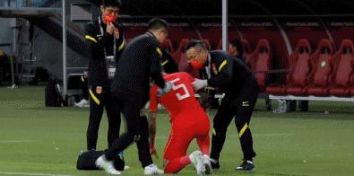 国足vs日本直播cctv5现场直播入口,为何国足0-2惨败日本