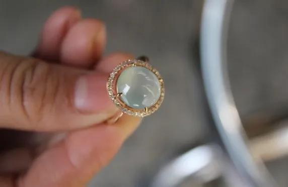 为什么缅甸的翡翠那么便宜,在缅甸当地买翡翠便宜吗