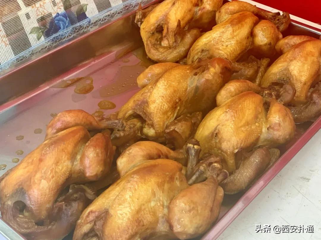 先卤后炸的火锅鸡,先卤后炸全鸡图片