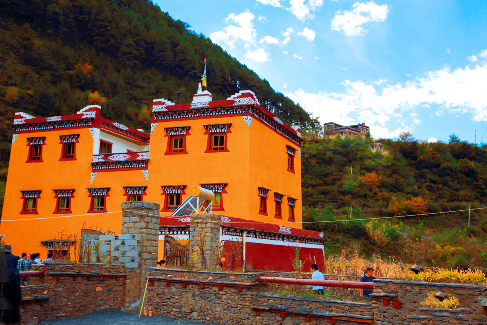 藏区房子价格,西藏老百姓的房子盖一下要多少钱