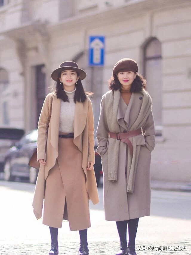 这才是60岁该有的早秋穿搭,这才是60岁该有的秋季打扮