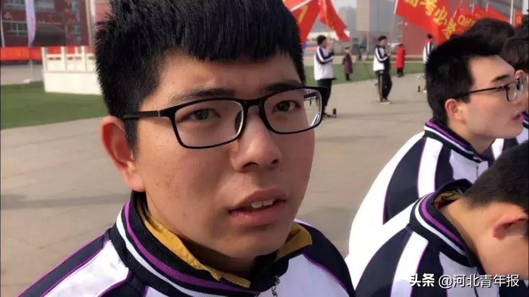 太谷二中启航学校家长助威高考,太谷二中2024年高考百日誓师