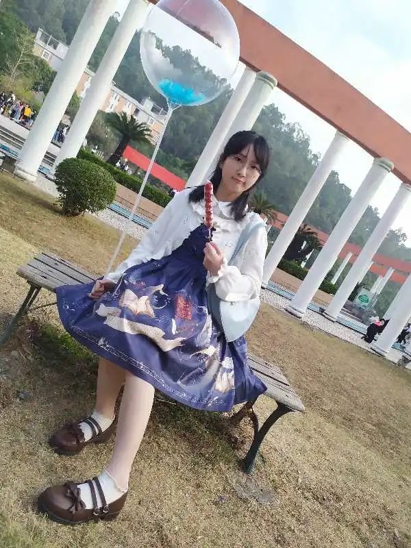 穿上小裙子就是美好的春天,穿上春天的裙子