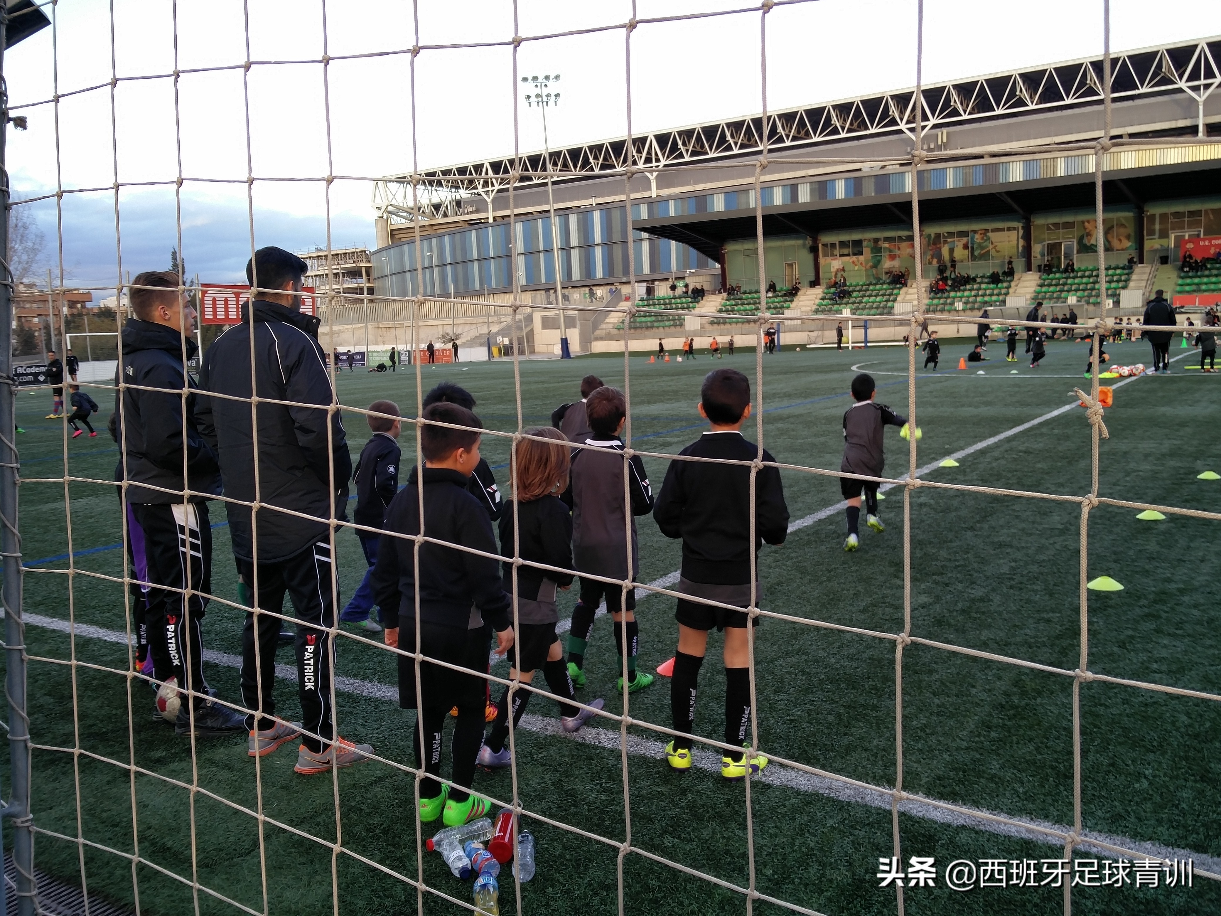 西班牙足球青训结构介绍,西班牙足球青训教案