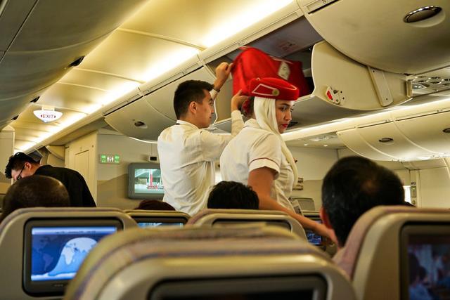 迪拜航空的空姐怎么样,迪拜空姐的选拔有多严格