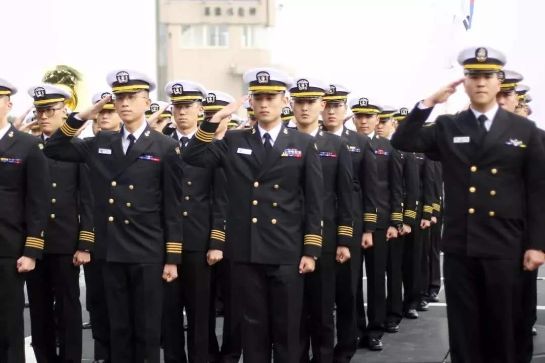 韩国欲建造4000吨核潜艇，有多难？曹卫东：只有少数国家敢尝试