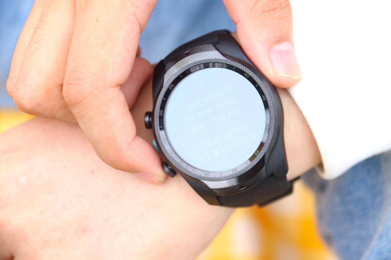 ticwatch蓝牙版手表介绍,ticwatch手表刚拿到怎样使用