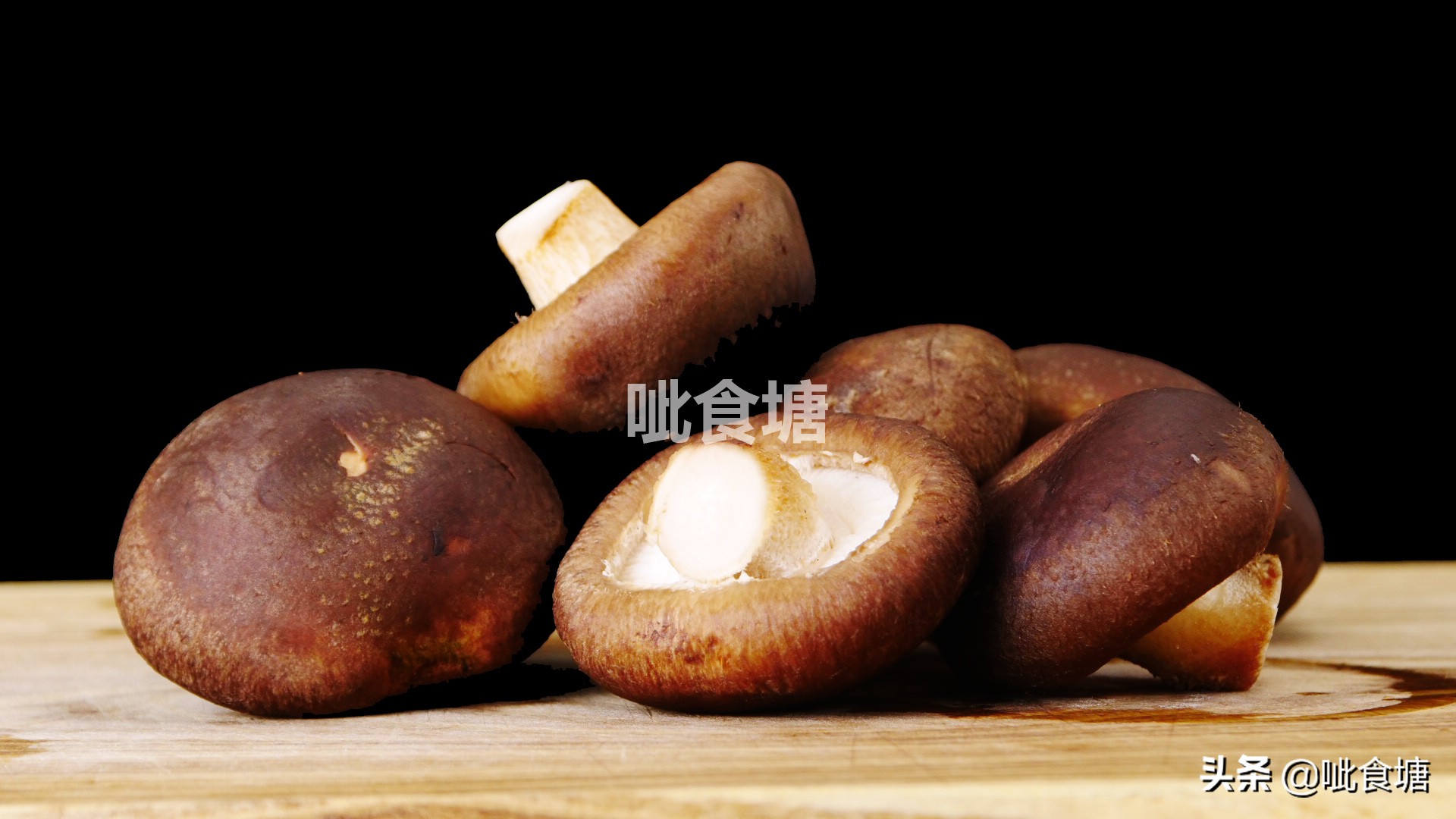 最好吃的香菇牛肉酱健康不油腻,自己做牛肉酱香菇